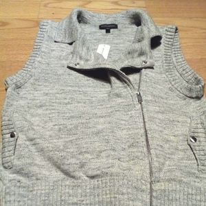NWT Banana Republic Zipper Vest, Large